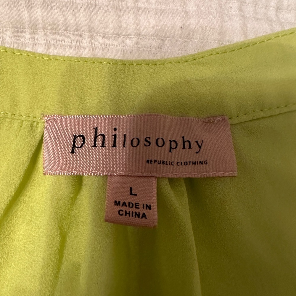 Philosophy Ruffle Short Sleeve Blouse - Size L - Picture 5 of 10